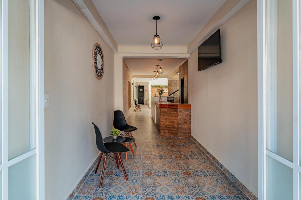 Hotel Brisas 5A Av, 普拉亚卡门 外观 照片