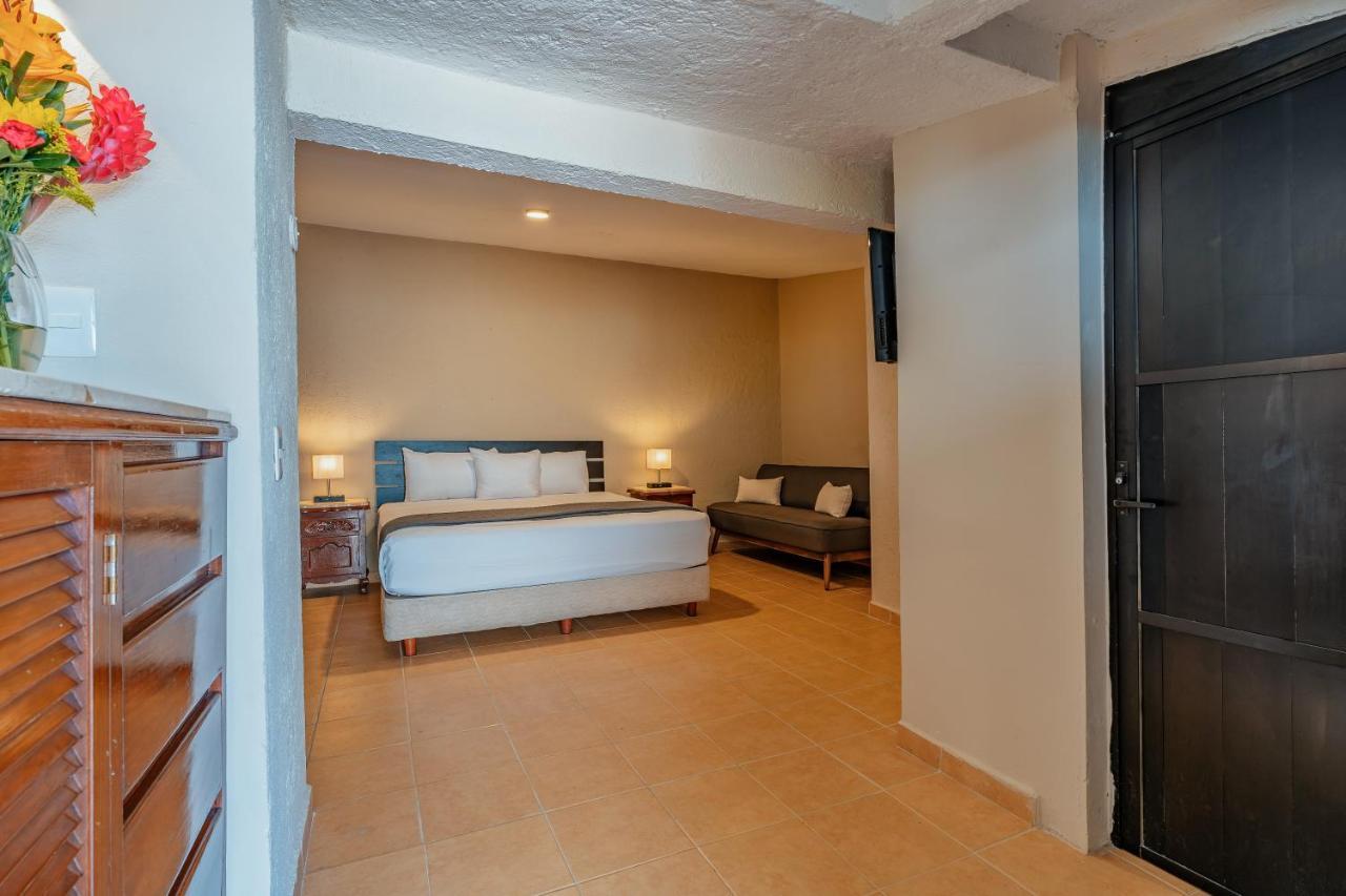 Hotel Brisas 5A Av, 普拉亚卡门 外观 照片
