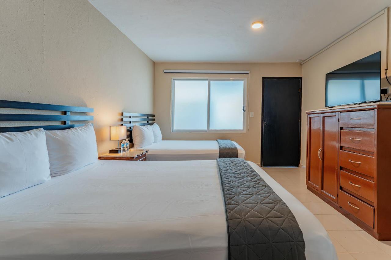 Hotel Brisas 5A Av, 普拉亚卡门 外观 照片