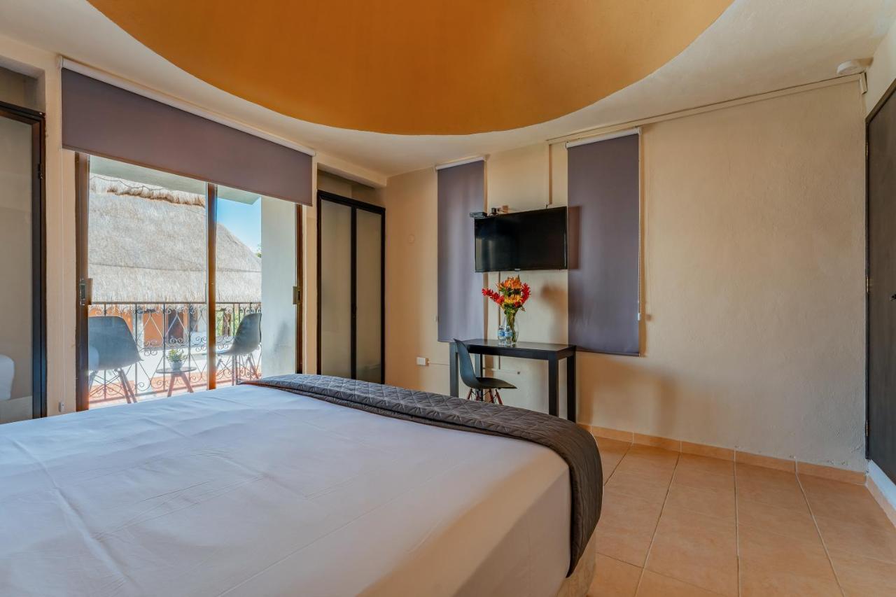 Hotel Brisas 5A Av, 普拉亚卡门 外观 照片